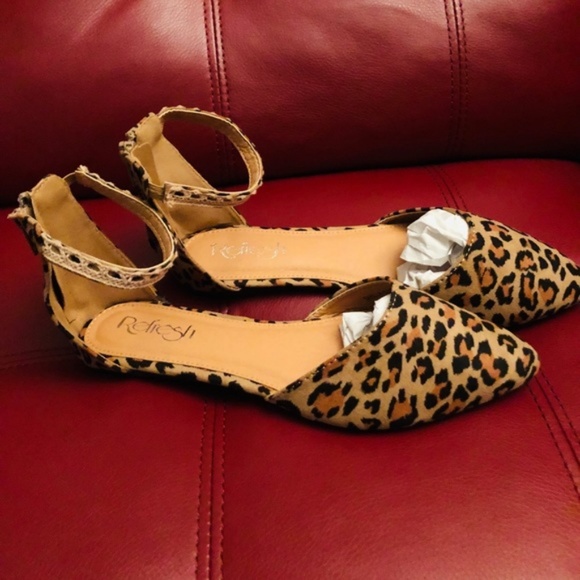 RESTOCK!Animal Tan Leopard print Flat- Shoe - Picture 3 of 5